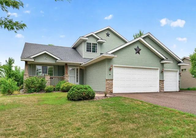 Photo 2 of Sale Pending at 23855 Aspen Dr, Rogers, MN 55374 | MLS# 7134404 | Listing updated on 2026-09-21