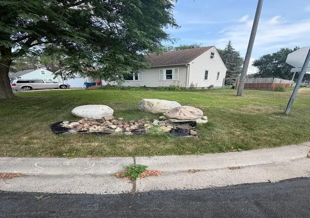Photo 2 of Single family home for sale at 38 Circle Dr, Circle Pines, MN 55014 | MLS# 7134420 | Listing updated on 2026-09-11