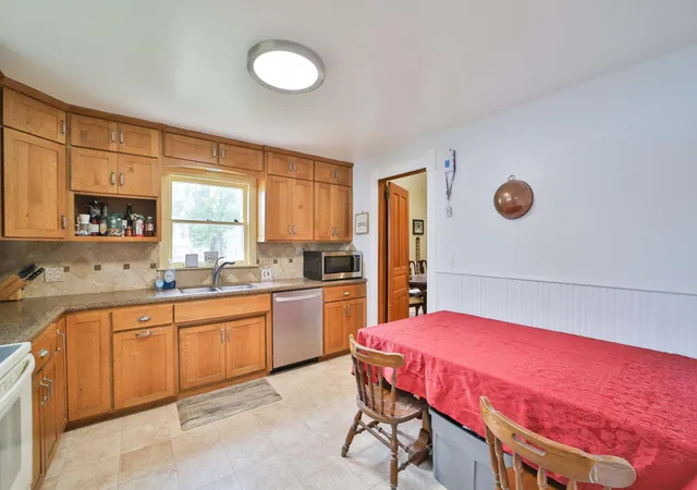 Photo 3 of Single family home for sale at 123 Minnesota Ave S, Aitkin, MN 56431 | MLS# 7134454 | Listing updated on 2026-09-10