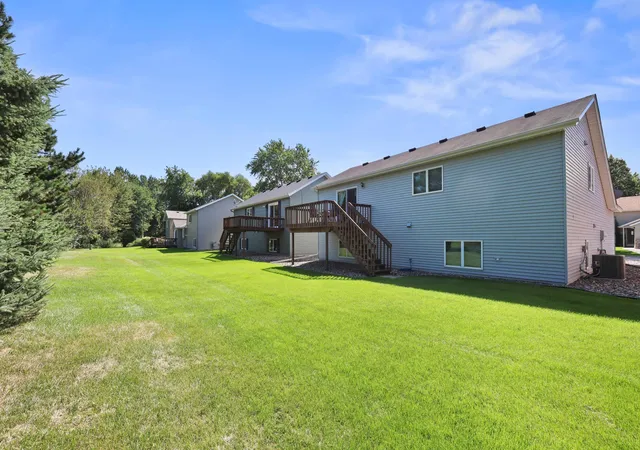 Photo 4 of Single family home for sale at 25 Pine Tree Ct, Sartell, MN 56377 | MLS# 7134502 | Listing updated on 2026-09-10