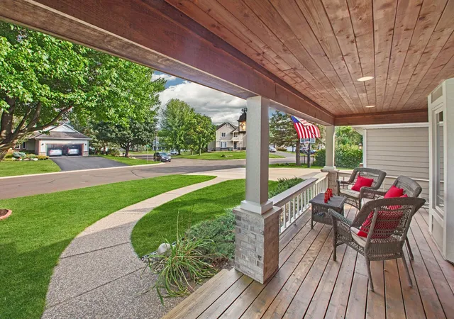 Photo 3 of Single family home for sale at 9224 Cornell Rd, Woodbury, MN 55125 | MLS# 7134558 | Listing updated on 2026-09-10