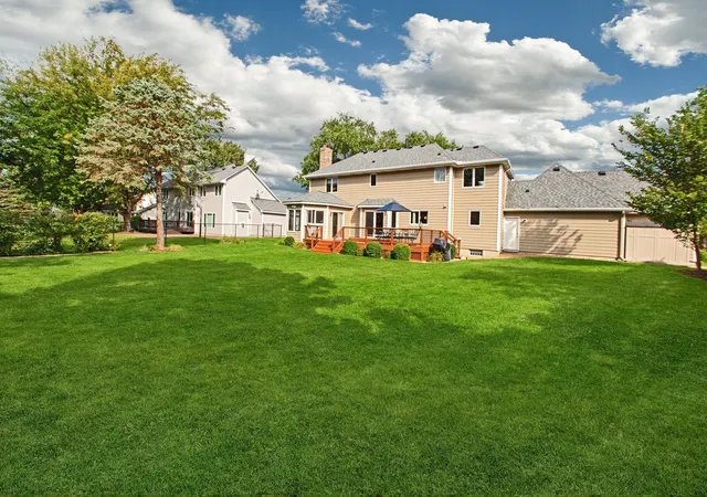 Photo 4 of Single family home for sale at 9224 Cornell Rd, Woodbury, MN 55125 | MLS# 7134558 | Listing updated on 2026-09-10