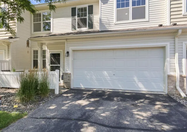 Photo 2 of Single family home for sale at 1574 Liberty Cir, Shakopee, MN 55379 | MLS# 7134596 | Listing updated on 2026-09-14
