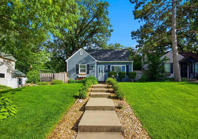 Photo 2 of Single family home for sale at 7515 North St, Saint Louis Park, MN 55426 | MLS# 7134634 | Listing updated on 2026-09-14
