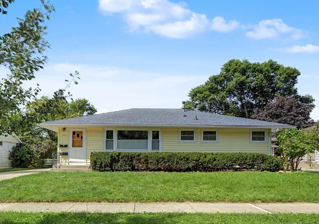 Photo 2 of Single family home for sale at 709 18th Avenue Ne, Rochester, MN 55906 | MLS# 7134637 | Listing updated on 2026-09-09