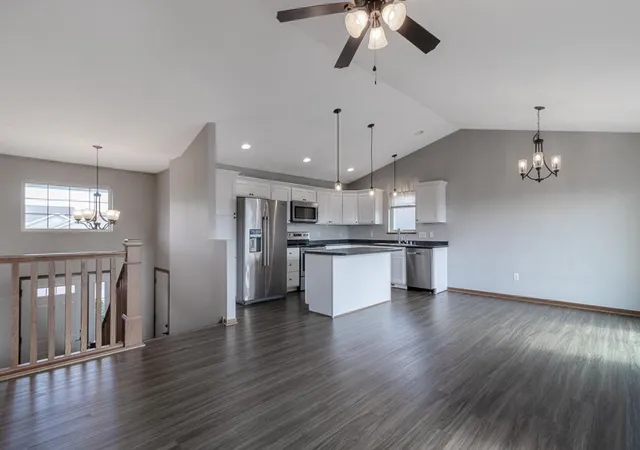 Photo 2 of Single family home for sale at 720 Mulligan St, Mankato, MN 56001 | MLS# 7134639 | Listing updated on 2026-09-11