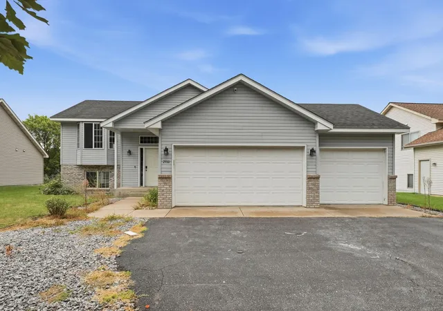 Photo 1 of Single family home for sale at 2910 Crescent Ridge Trl, Saint Cloud, MN 56301 | MLS# 7134721 | Listing updated on 2026-10-08