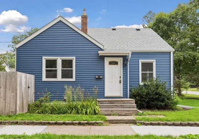Photo 2 of Single family home for sale at 6624 Minnetonka Blvd, Minneapolis, MN 55426 | MLS# 7134770 | Listing updated on 2026-09-14
