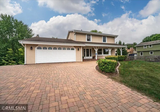 Photo 2 of Single family home for sale at 5617 29th Ave N, Crystal, MN 55422 | MLS# 7134830 | Listing updated on 2026-09-10