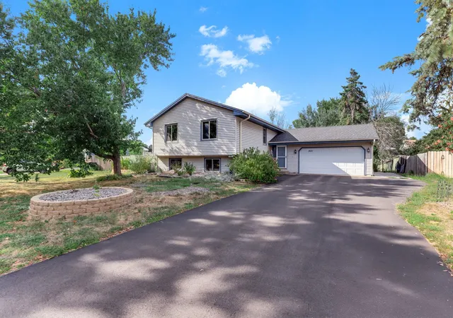 Photo 1 of Single family home for sale at 1631 130th Ave Ne, Blaine, MN 55449 | MLS# 7134833 | Listing updated on 2026-09-18