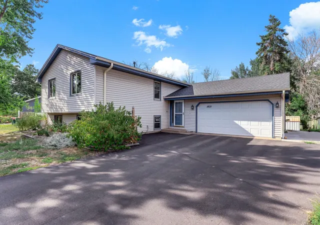 Photo 2 of Single family home for sale at 1631 130th Ave Ne, Blaine, MN 55449 | MLS# 7134833 | Listing updated on 2026-09-18