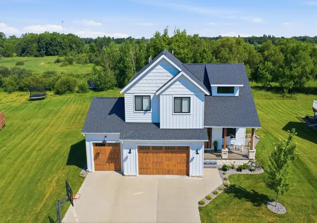 Photo 1 of Single family home for sale at 2022 Sandstone Loop N, Sartell, MN 56377 | MLS# 7134887 | Listing updated on 2026-09-15