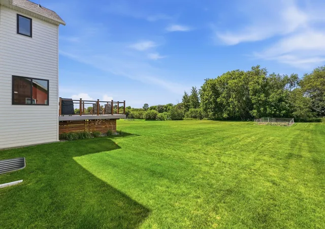 Photo 4 of Single family home for sale at 2022 Sandstone Loop N, Sartell, MN 56377 | MLS# 7134887 | Listing updated on 2026-09-15