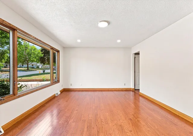Photo 3 of Single family home for sale at 1339 Oak St, River Falls, WI 54022 | MLS# 7135016 | Listing updated on 2026-09-08
