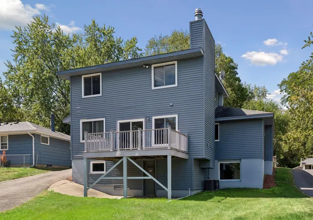 Photo 1 of Single family home for sale at 1528 Aquila Ave N, Golden Valley, MN 55427 | MLS# 7135084 | Listing updated on 2026-09-15