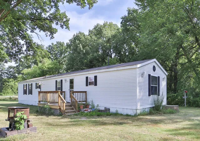 Photo 1 of Single family home for sale at 35 Ash St, Flensburg, MN 56328 | MLS# 7135109 | Listing updated on 2026-09-10