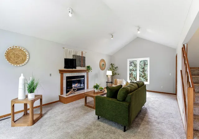 Photo 3 of Single family home for sale at 17330 Ipswich Wy, Lakeville, MN 55044 | MLS# 7135121 | Listing updated on 2026-09-11