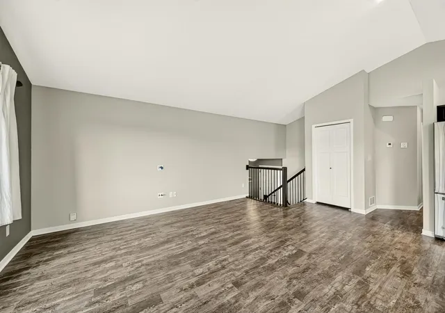 Photo 3 of Single family home for sale at 5526 Harvest Lake Dr Nw, Rochester, MN 55901 | MLS# 7135158 | Listing updated on 2026-09-11