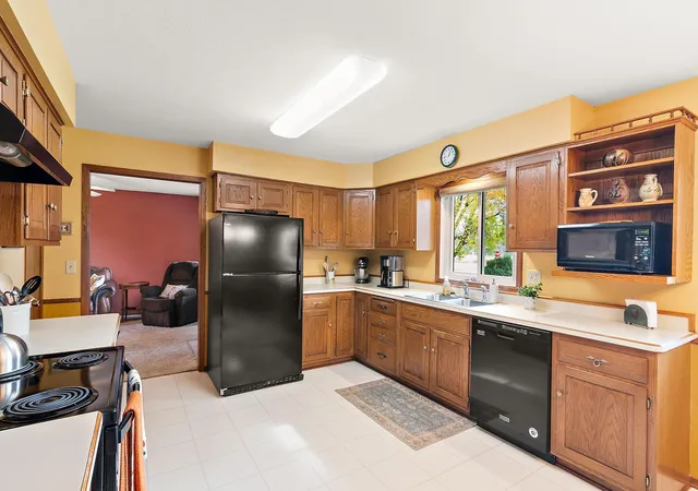 Photo 4 of Single family home for sale at 202 4th Street, De Graff, MN 56271 | MLS# 7135180 | Listing updated on 2026-09-11