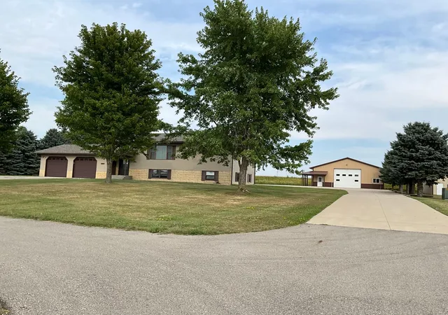 Photo 1 of Single family home for sale at 25227 State Hwy 23, Roscoe, MN 56371 | MLS# 7135198 | Listing updated on 2026-09-14