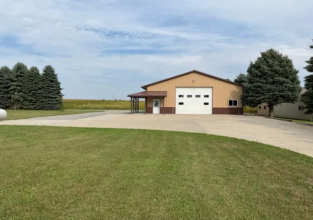 Photo 3 of Single family home for sale at 25227 State Hwy 23, Roscoe, MN 56371 | MLS# 7135198 | Listing updated on 2026-09-14