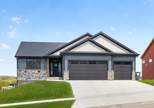 Photo 1 of Single family home for sale at 43 13th St Ne, Byron, MN 55920 | MLS# 7135203 | Listing updated on 2026-09-14
