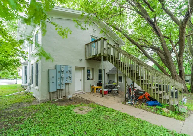 Listing Photo 5 - Condo for sale in building located at 820 S Minnesota Ave, Saint Peter, MN 56082