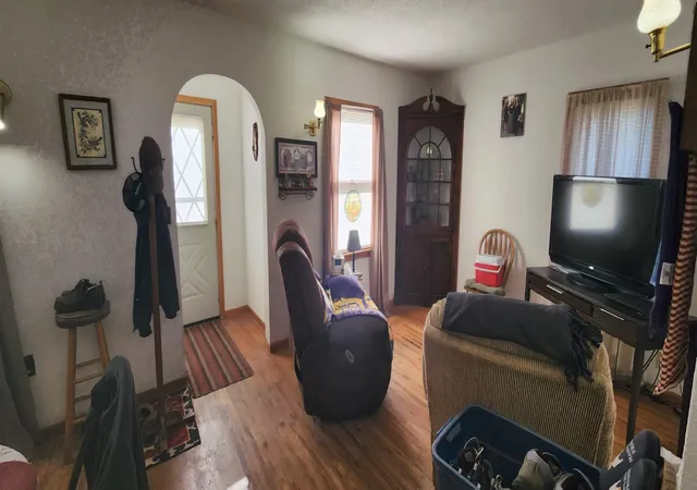 Photo 4 of Sale Pending at 400 Short Line Ave, Sunburg, MN 56289 | MLS# 7135299 | Listing updated on 2026-09-14