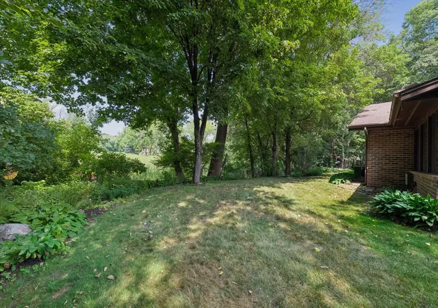 Photo 4 of Single family home for sale at 1254 Archer Ln N, Plymouth, MN 55447 | MLS# 7135319 | Listing updated on 2026-09-14