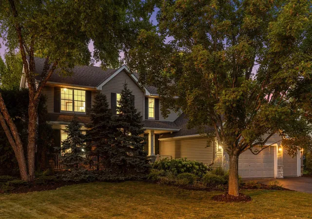 Photo 2 of Sale Pending at 9025 Sunnyvale Dr, Chanhassen, MN 55317 | MLS# 7135335 | Listing updated on 2026-09-11