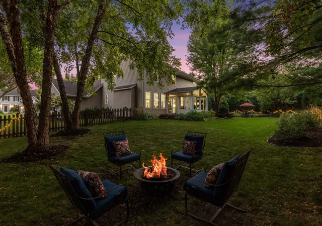 Photo 3 of Sale Pending at 9025 Sunnyvale Dr, Chanhassen, MN 55317 | MLS# 7135335 | Listing updated on 2026-09-11