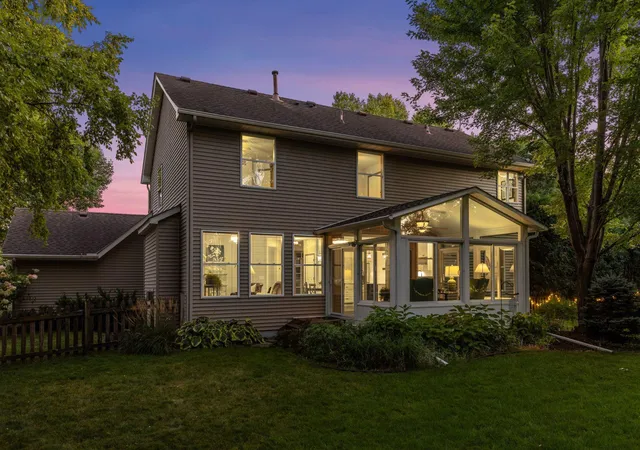 Photo 4 of Sale Pending at 9025 Sunnyvale Dr, Chanhassen, MN 55317 | MLS# 7135335 | Listing updated on 2026-09-11