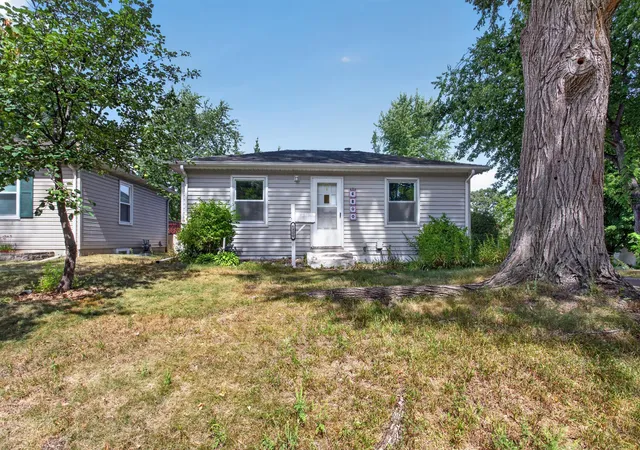 Photo 2 of Sale Pending at 6800 W 26th St, Saint Louis Park, MN 55426 | MLS# 7135486 | Listing updated on 2026-09-17