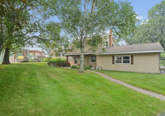 Photo 3 of Single family home for sale at 1200 301st Ave Nw, Isanti, MN 55040 | MLS# 7135495 | Listing updated on 2026-09-11