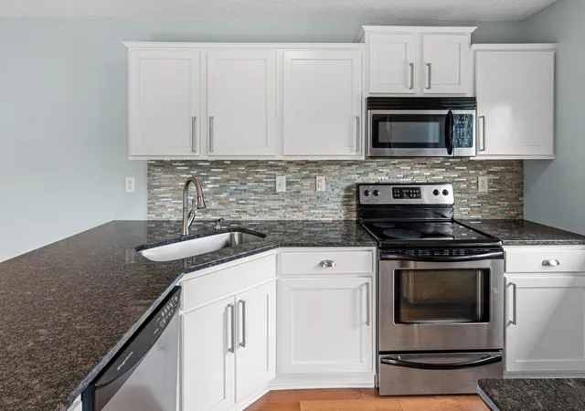 Photo 3 of Sale Pending at 5686 Otter View Trl #44, White Bear Lake, MN 55110 | MLS# 7135725 | Listing updated on 2026-09-11