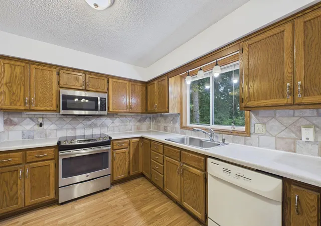 Photo 3 of Single family home for sale at 7018 43rd Street N, Saint Paul, MN 55128 | MLS# 7135728 | Listing updated on 2026-09-14