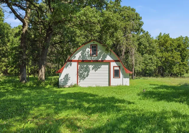 Land for sale at 12179 380th Avenue, Blue Earth, MN 56013 | MLS# 7135743