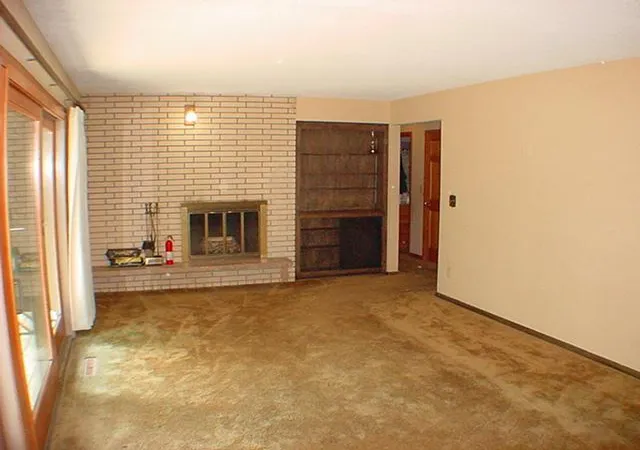 Photo 3 of Sale Pending at 1010 Kirkwood Ln N, Minneapolis, MN 55441 | MLS# 7135820 | Listing updated on 2026-09-09