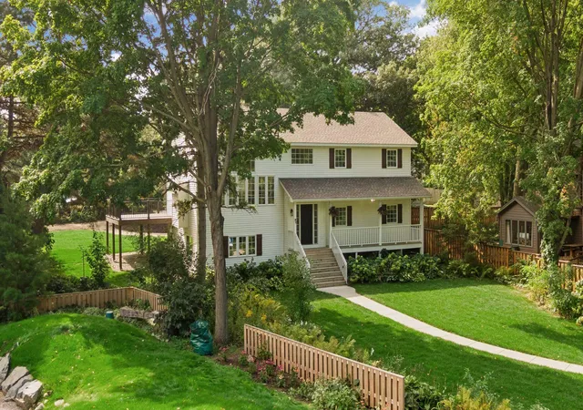 Photo 1 of Single family home for sale at 2300 Olive Ave, Wayzata, MN 55391 | MLS# 7135852 | Listing updated on 2026-10-08