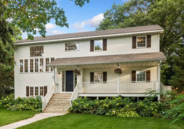 Photo 3 of Single family home for sale at 2300 Olive Ave, Wayzata, MN 55391 | MLS# 7135852 | Listing updated on 2026-10-08