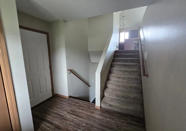 Photo 3 of Single family home for sale at 2227 Castlewood Dr, Worthington, MN 56187 | MLS# 7135861 | Listing updated on 2026-09-14
