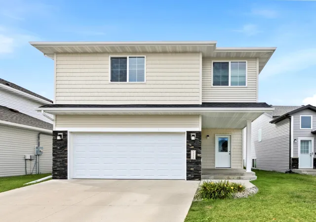 Photo 1 of Single family home for sale at 5444 Justice Dr S, Fargo, ND 58104 | MLS# 7135969 | Listing updated on 2026-09-10