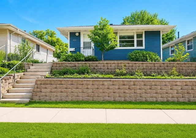 Photo 1 of Single family home for sale at 822 Morgan Ave N, Minneapolis, MN 55411 | MLS# 7135978 | Listing updated on 2026-09-23