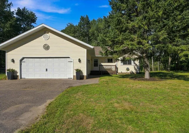 Photo 2 of Sale Pending at 14899 Wildflower Dr, Baxter, MN 56425 | MLS# 7136007 | Listing updated on 2026-09-11