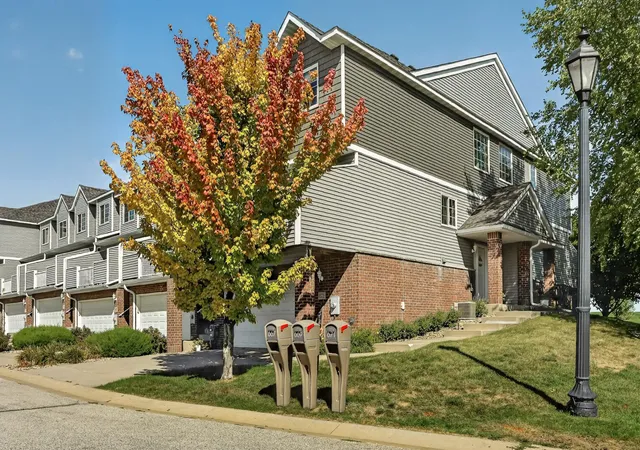 Photo 3 of Single family home for sale at 671 Shardlow Pl Ne, Byron, MN 55920 | MLS# 7136025 | Listing updated on 2026-09-15