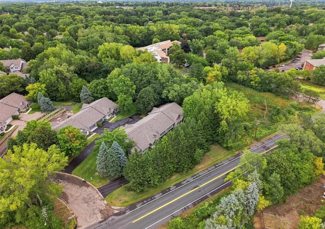 Photo 3 of Single family home for sale at 3102 Manitou Dr, Saint Paul, MN 55110 | MLS# 7136048 | Listing updated on 2026-10-07