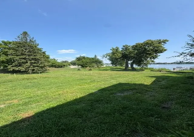Photo 3 of Land for sale at 3705 N Shore Dr, Wayzata, MN 55391 | MLS# 7136054 | Listing updated on 2026-09-12