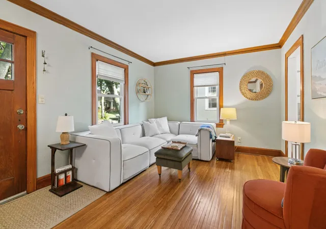 Photo 4 of Single family home for sale at 2834 Arthur St NE, Minneapolis, MN 55418 | MLS# 7136068 | Listing updated on 2026-09-15