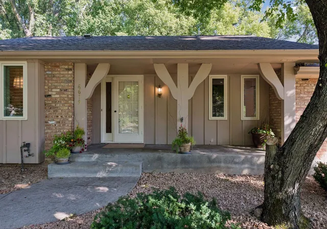 Photo 3 of Sale Pending at 6619 Londonderry Dr, Minneapolis, MN 55436 | MLS# 7136100 | Listing updated on 2026-09-14