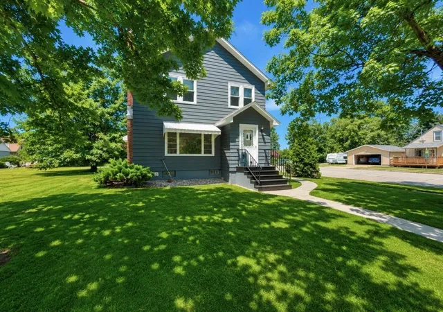 Photo 46 of Single family home for sale at 502 W 3rd Avenue, Keewatin, MN 55753 | MLS# 7136188 | Listing updated on 2026-09-11